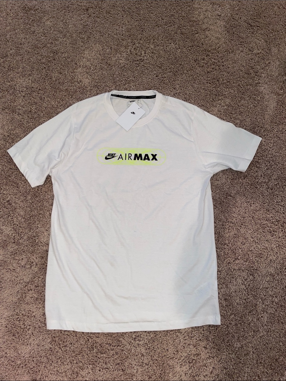 NWT Nike White Air Max Logo Short Sleeve Tee with Neon Accent size large